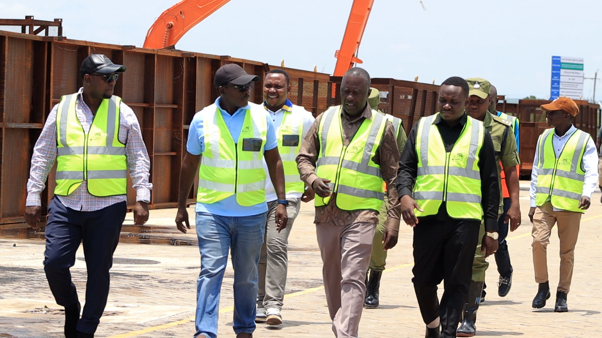 BANDARI YA KAREMA YAWA GUMZO KATIKA USAFIRISHAJI